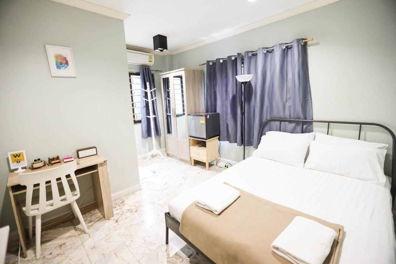 Wang Lang Hostel Бангкок Экстерьер фото